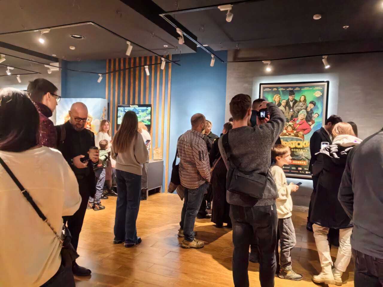 В кинотеатре "Мираж Синема" прошёл предпремьерный показ комедии «По-братски»! В кинотеатре "Мираж Синема" прошёл предпремьерный показ комедии «По-братски»!