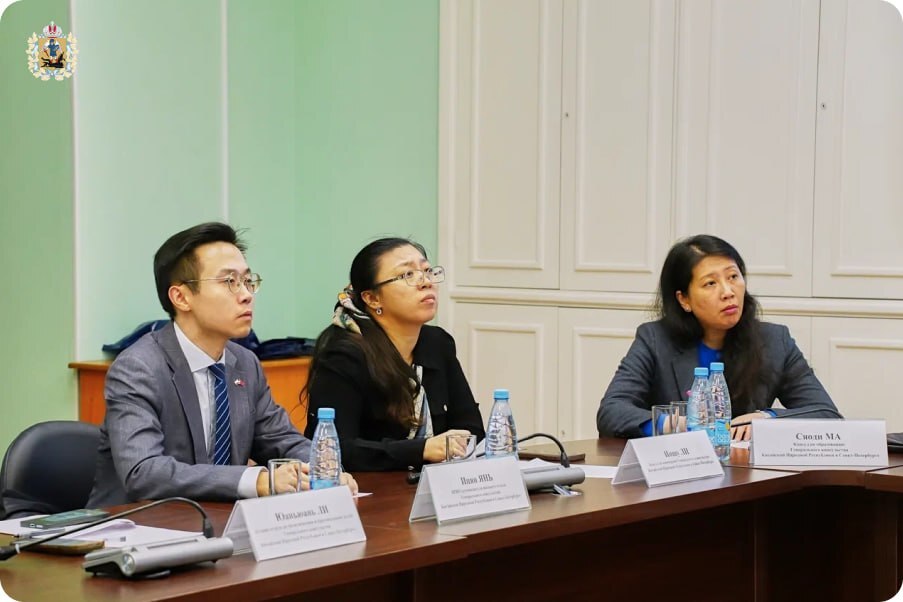 Представители Китая готовы принимать участие в работе лабораторий и научных центров кампуса «Арктическая звезда» Представители Китая готовы принимать участие в работе лабораторий и научных центров кампуса «Арктическая звезда»