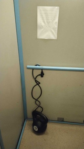 Находчивость архангелогородцев удивляет: замечено в одном из домов Октябрьского округа