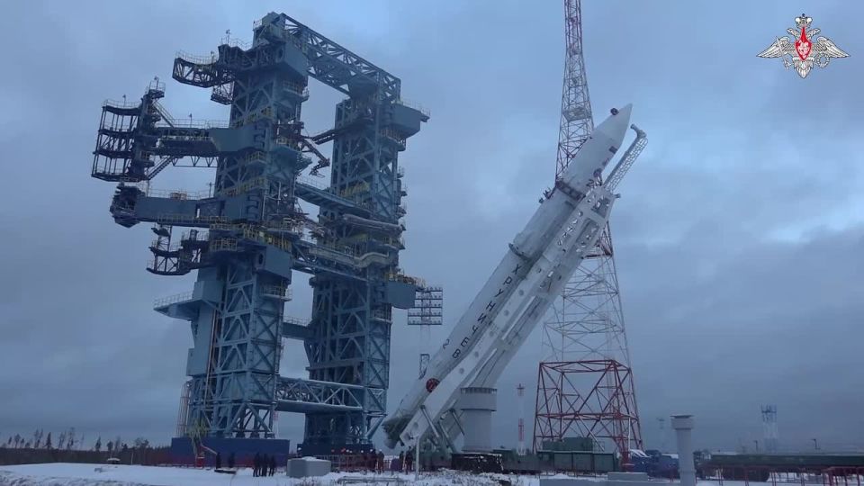 Сегодня в 16:42 по мск с космодрома «Плесец» в Архангельской области космические войска ВКС России провели успешный пуск ракеты-носителя лёгкого класса «Ангара-1.2» со спутниками военного назначения