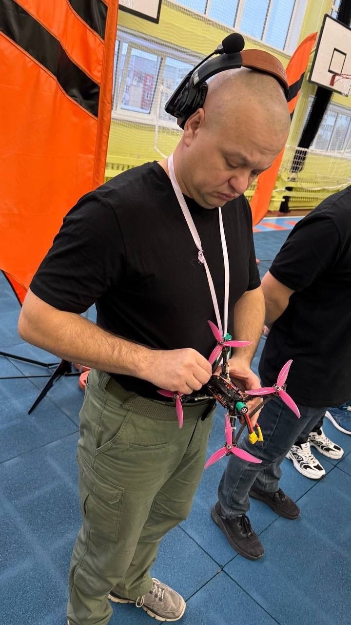 Игорь Арсентьев: В городе корабелов впервые состоялись гонки дронов Игорь Арсентьев: В городе корабелов впервые состоялись гонки дронов