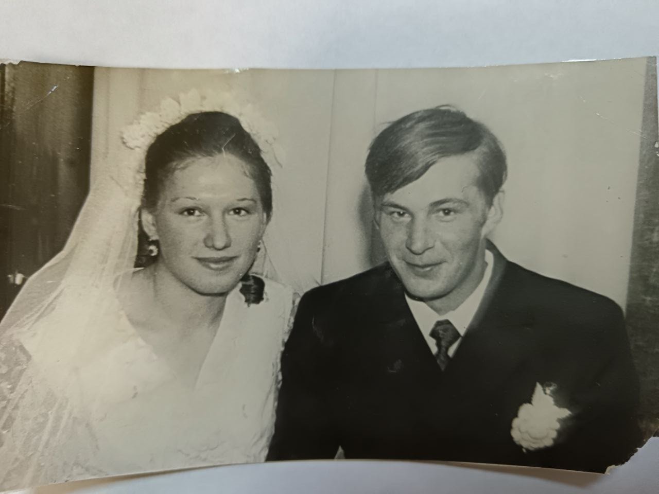 Любовь, проверенная временем: супруги Бобрецовы из Лешуконского уже 50 лет вместе идут по дороге жизни Любовь, проверенная временем: супруги Бобрецовы из Лешуконского уже 50 лет вместе идут по дороге жизни