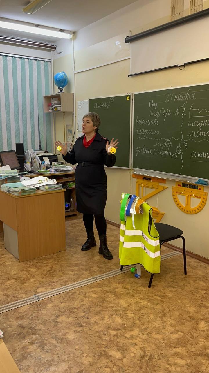 БЕЗОПАСНОСТЬ НАЧИНАЕТСЯ С МЕЛОЧЕЙ! БЕЗОПАСНОСТЬ НАЧИНАЕТСЯ С МЕЛОЧЕЙ!