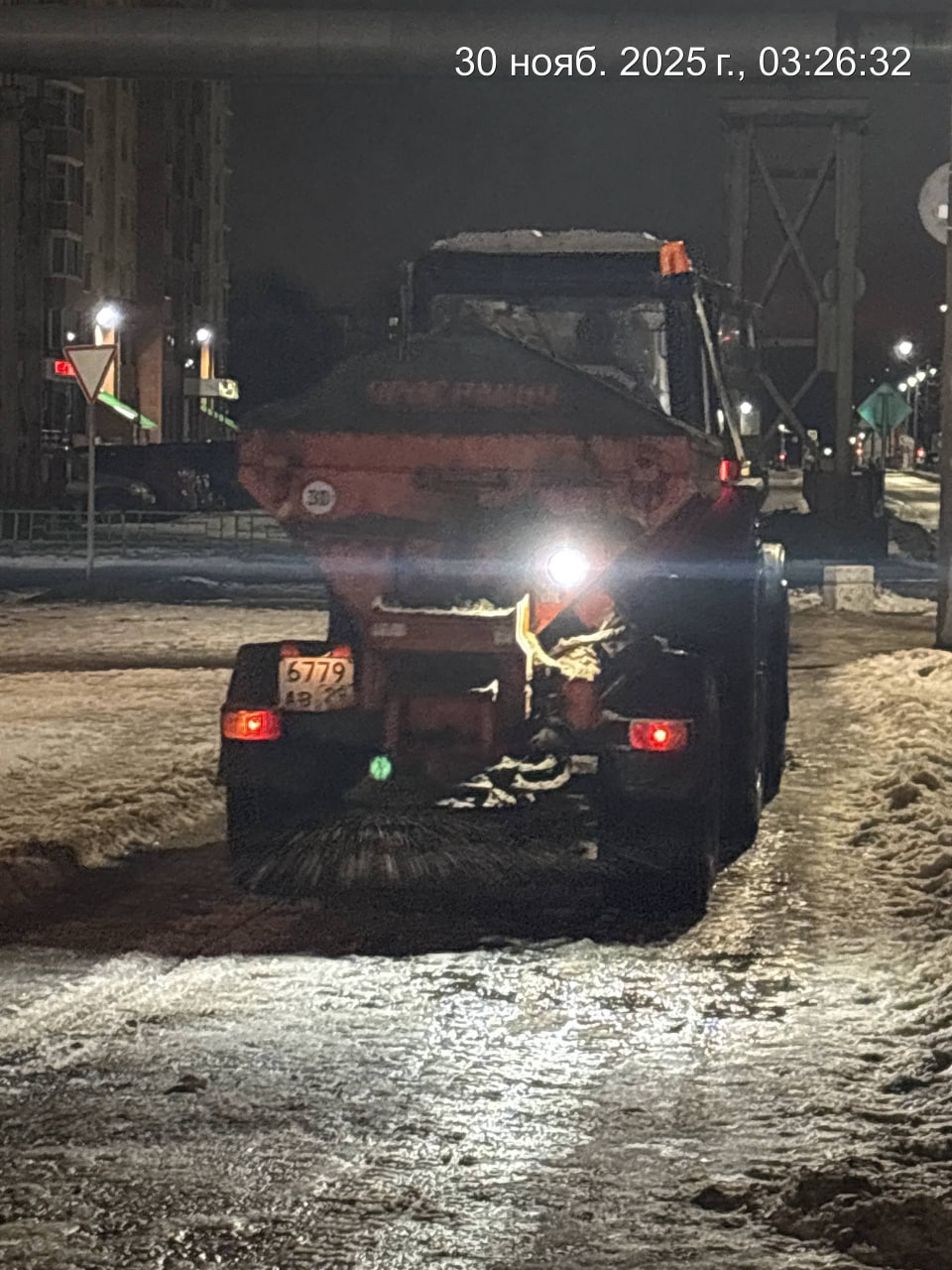 На фото и видео - работы в ночную смену На фото и видео - работы в ночную смену