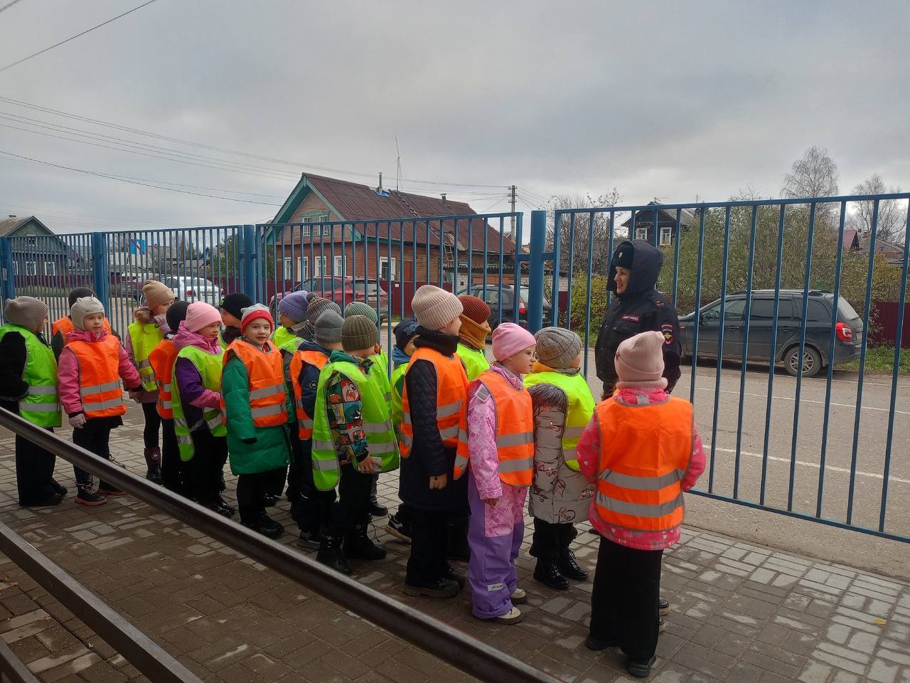 БЕЗОПАСНОСТЬ НАЧИНАЕТСЯ С МЕЛОЧЕЙ! БЕЗОПАСНОСТЬ НАЧИНАЕТСЯ С МЕЛОЧЕЙ!