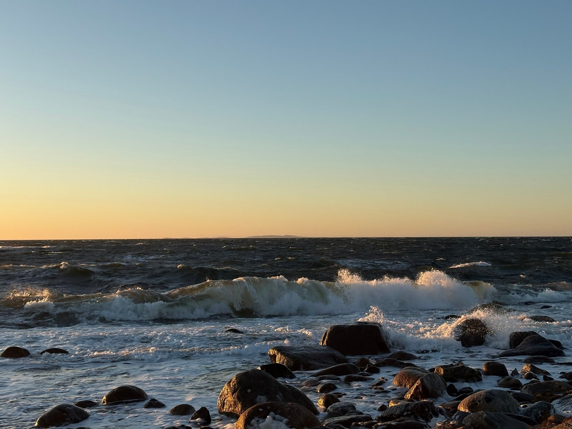 — Ветрено, но невероятно красиво — Ветрено, но невероятно красиво