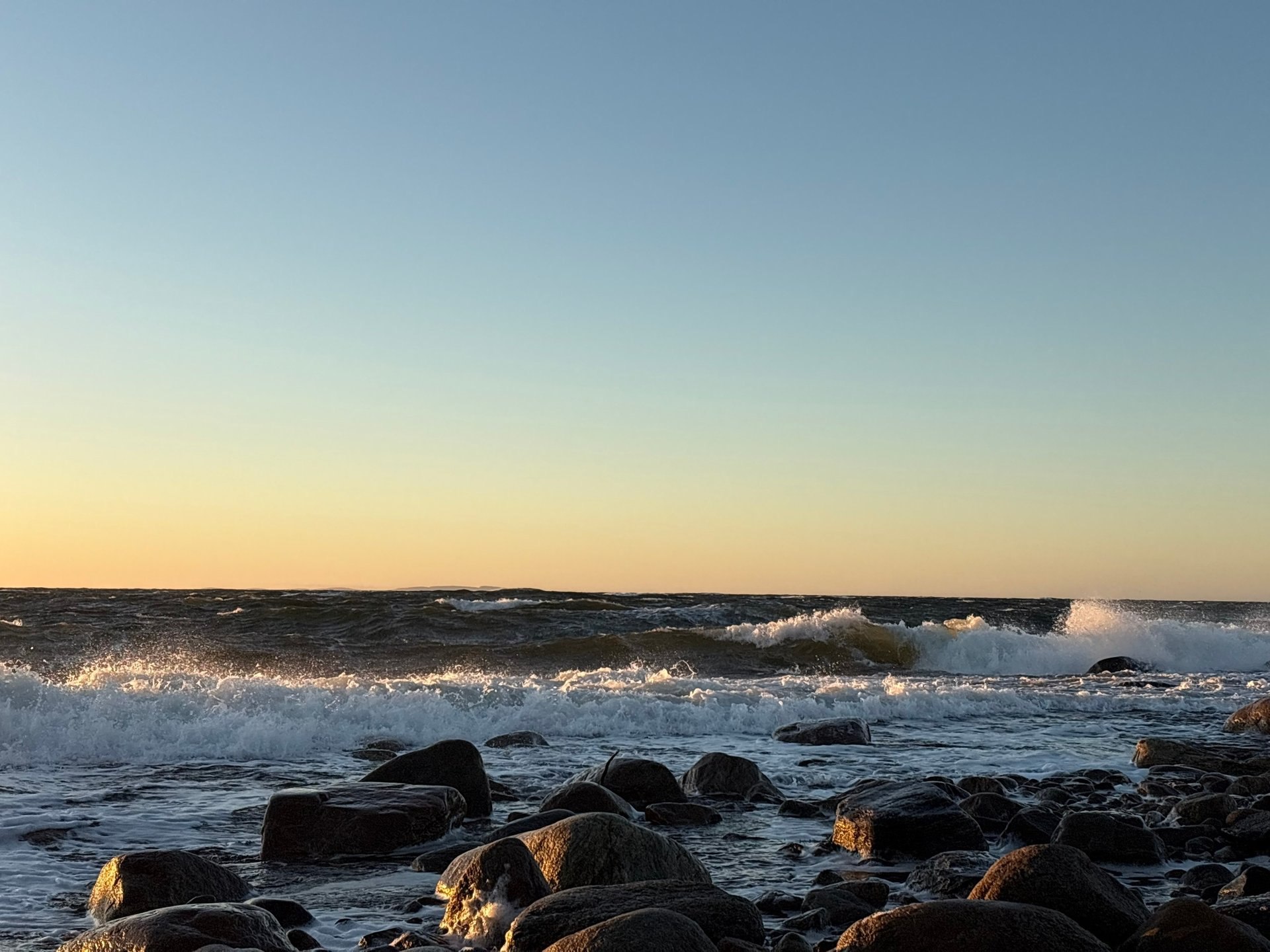 — Ветрено, но невероятно красиво — Ветрено, но невероятно красиво