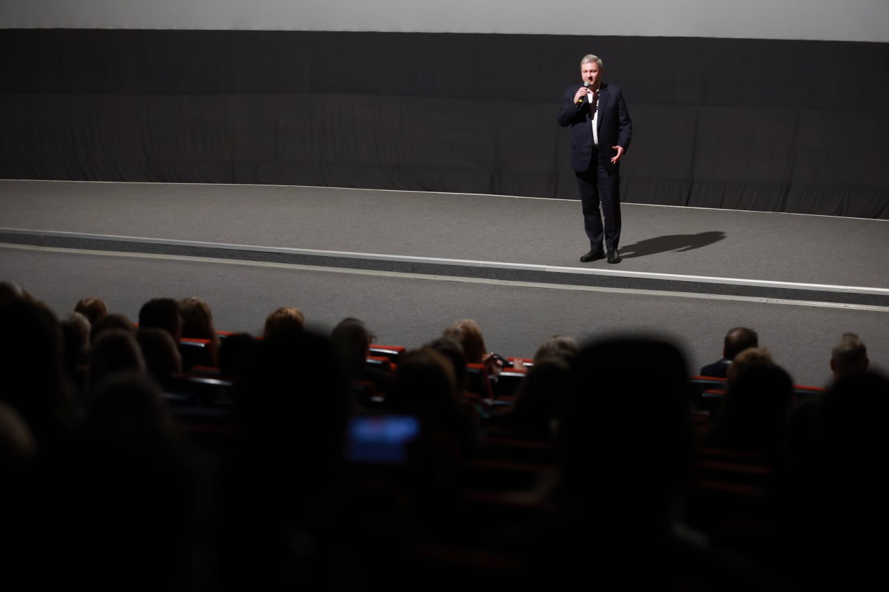 Благодарю организаторов показа фильма «Мятный пряник» Благодарю организаторов показа фильма «Мятный пряник»