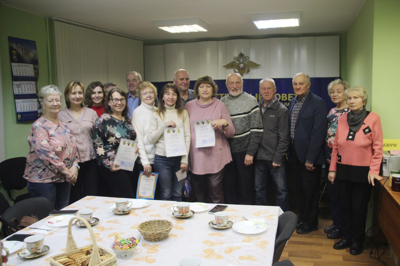 Ветераны встретили зиму конкурсом кулинарного мастерства Ветераны встретили зиму конкурсом кулинарного мастерства