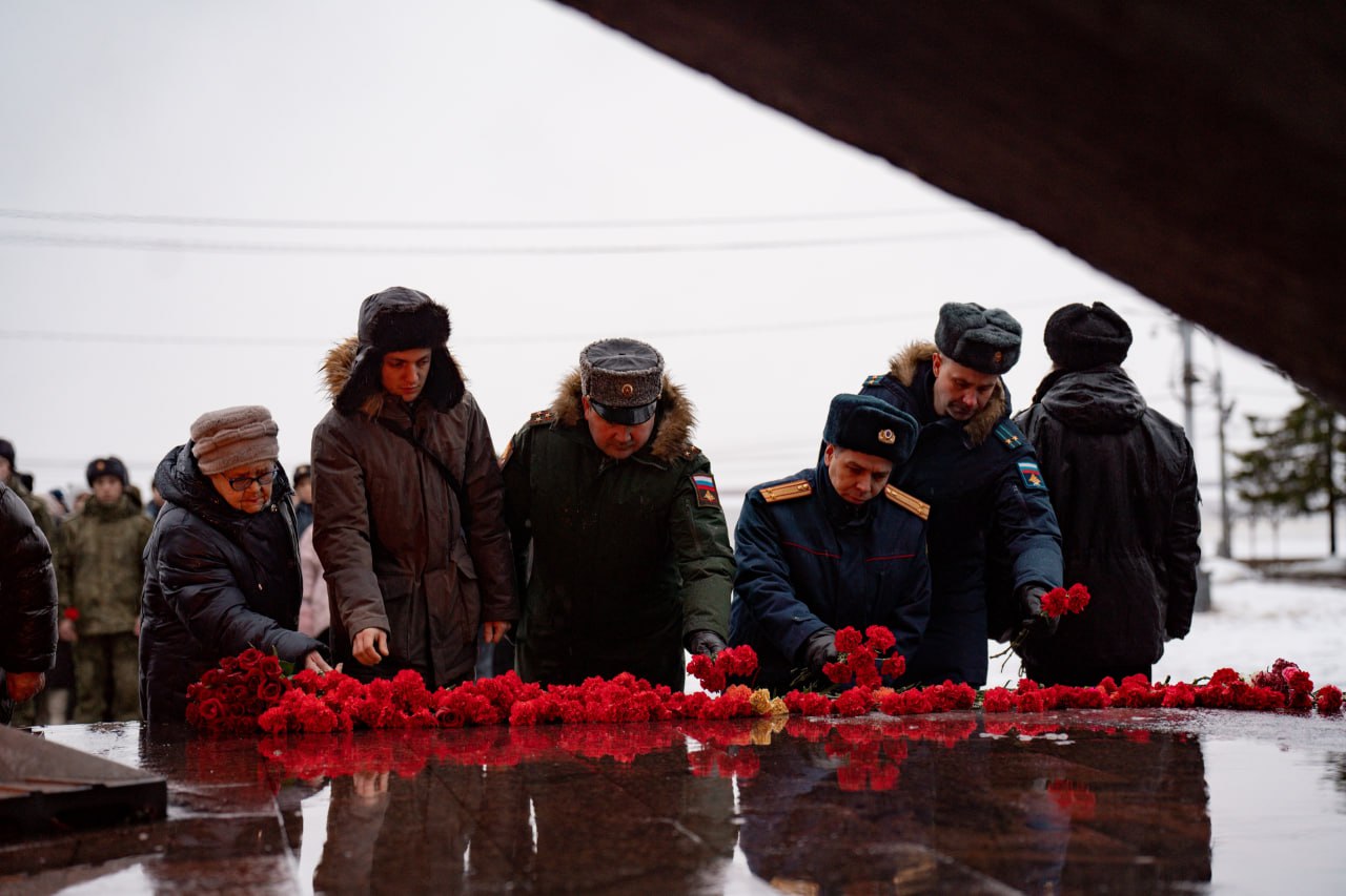 Офицер следственного управления принял участие в памятном мероприятии, посвященным Дню Неизвестного Солдата Офицер следственного управления принял участие в памятном мероприятии, посвященным Дню Неизвестного Солдата