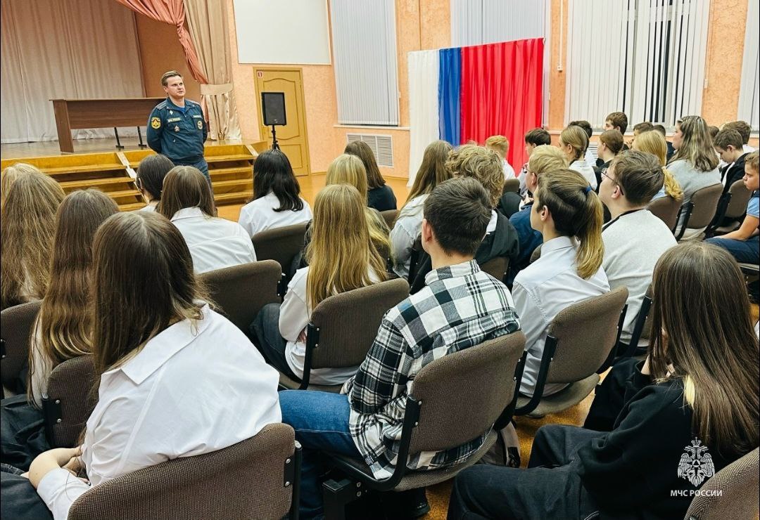 Как сотрудники МЧС России зажигают интерес у подрастающего поколения Как сотрудники МЧС России зажигают интерес у подрастающего поколения
