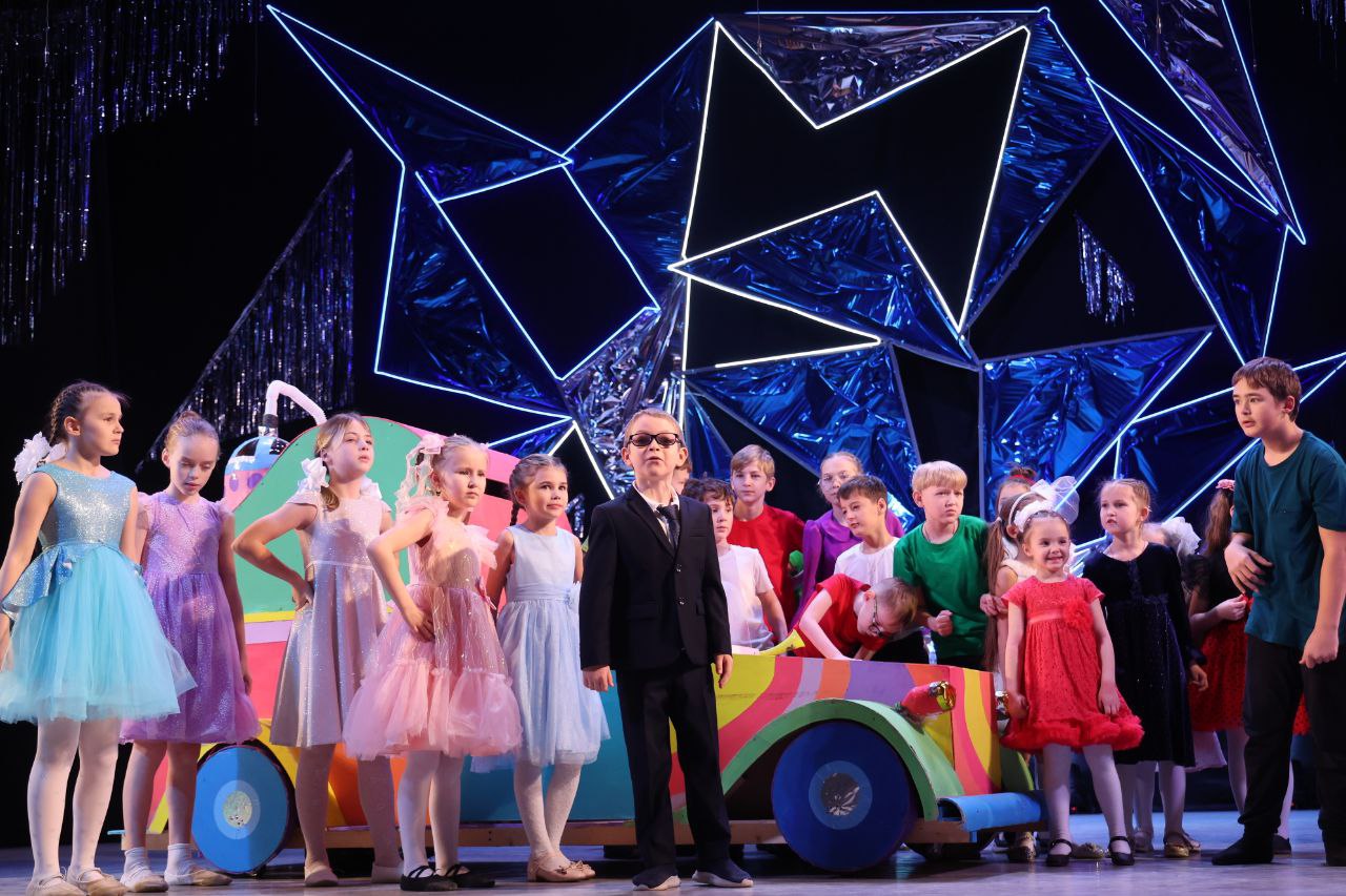 «80 лет творчества и вдохновения» - концерт с таким названием прошел в честь юбилея культурного центра «Северный» «80 лет творчества и вдохновения» - концерт с таким названием прошел в честь юбилея культурного центра «Северный»