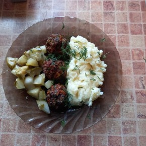 Как сделать фаршированные грибы невероятно сочными и вкусными: три секретных совета