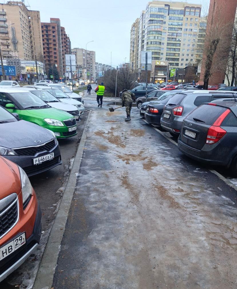 "Мезенское дорожное управление" борьбу со скользскостью и вывоз снега с городских улиц "Мезенское дорожное управление" борьбу со скользскостью и вывоз снега с городских улиц