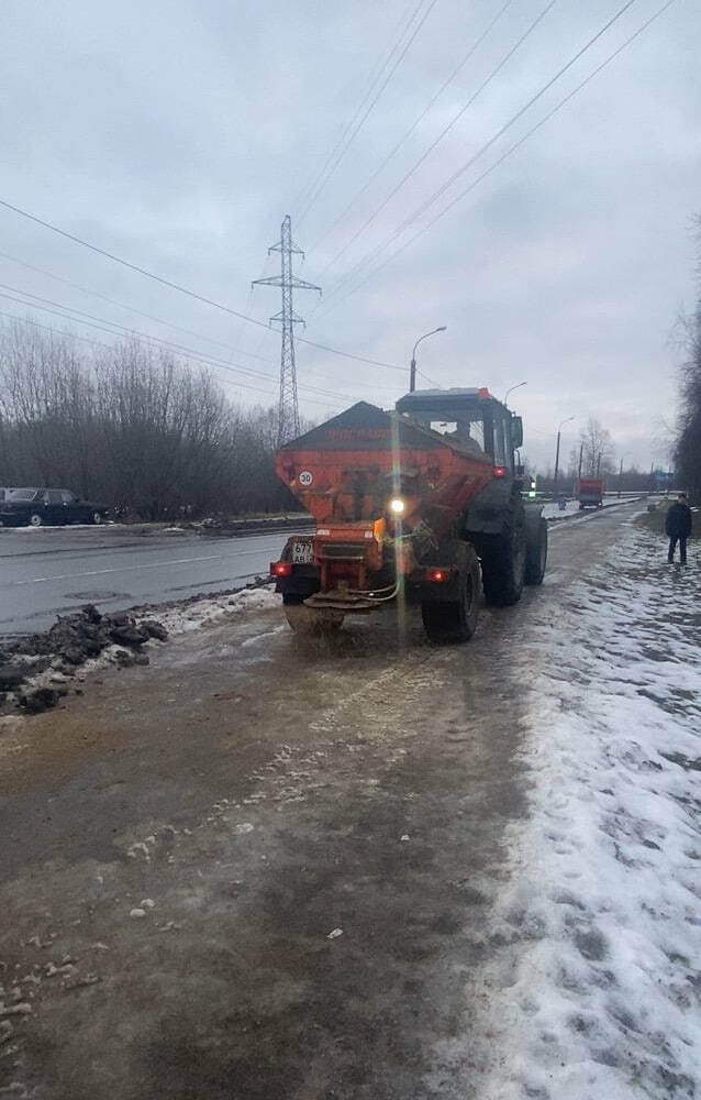 "Мезенское дорожное управление" борьбу со скользскостью и вывоз снега с городских улиц "Мезенское дорожное управление" борьбу со скользскостью и вывоз снега с городских улиц