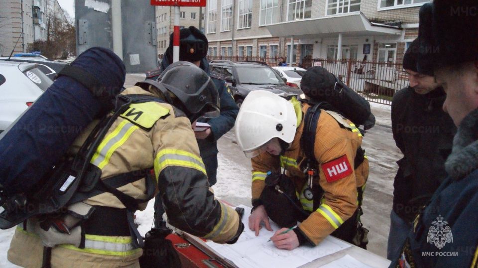 � ������� ������ ���������� �������-����������� ������ � ���� ��������