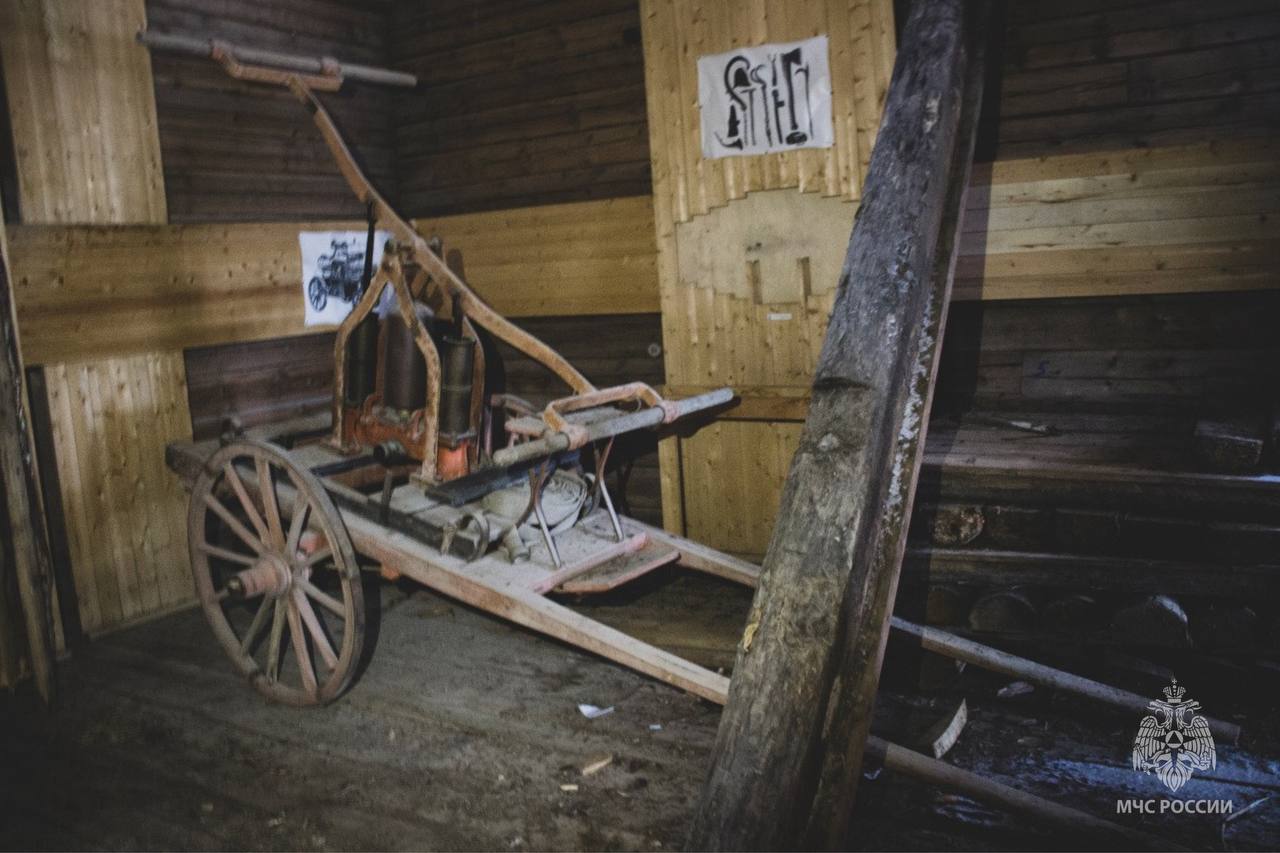 В Архангельске на пожарно-технической выставке появился трубный ход 1903 года В Архангельске на пожарно-технической выставке появился трубный ход 1903 года