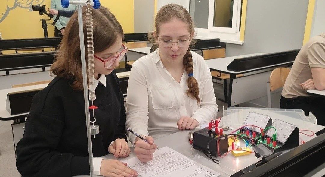 В школе № 2 появилась настоящая лаборатория будущего! В школе № 2 появилась настоящая лаборатория будущего!