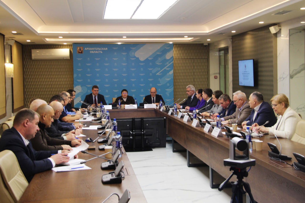 В правительстве региона состоялись общественные слушания «Об эффективности антикоррупционных мероприятий в Архангельской области», организованные региональной Общественной палатой В правительстве региона состоялись общественные слушания «Об эффективности антикоррупционных мероприятий в Архангельской области», организованные региональной Общественной палатой
