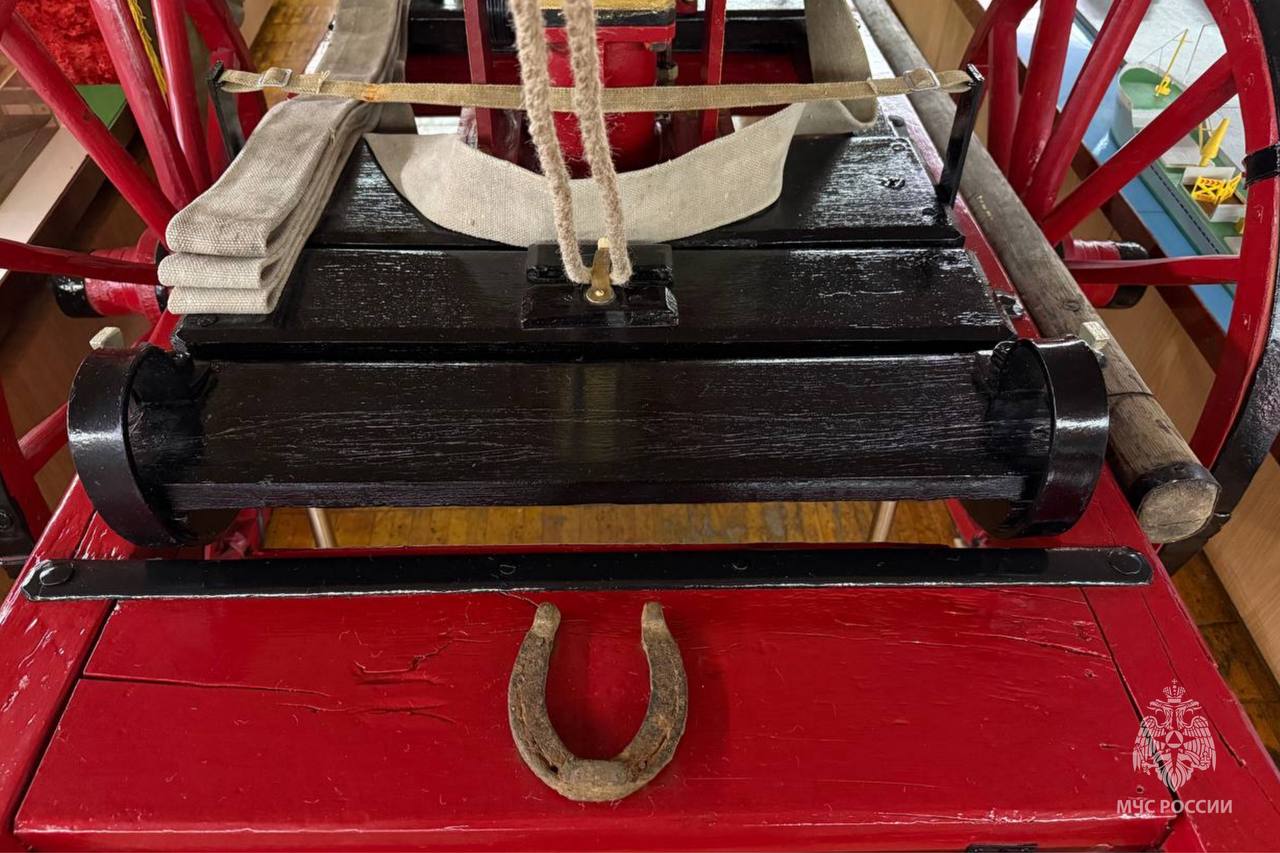 В Архангельске на пожарно-технической выставке появился трубный ход 1903 года В Архангельске на пожарно-технической выставке появился трубный ход 1903 года