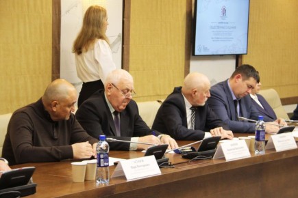 В правительстве региона состоялись общественные слушания «Об эффективности антикоррупционных мероприятий в Архангельской области», организованные региональной Общественной палатой