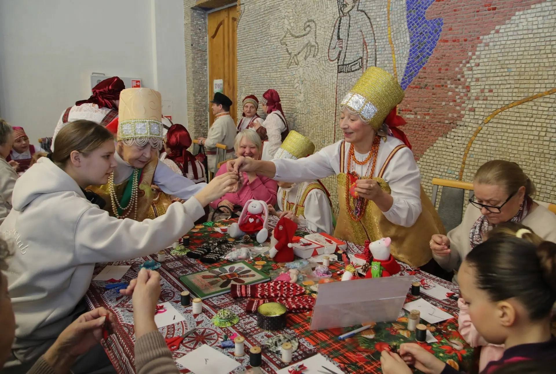 Игорь Арсентьев: В Северодвинске сегодня прошёл Фестиваль национальных культур: в городе работает 12 объединений - землячеств и этно-культурных автономий Игорь Арсентьев: В Северодвинске сегодня прошёл Фестиваль национальных культур: в городе работает 12 объединений - землячеств и этно-культурных автономий