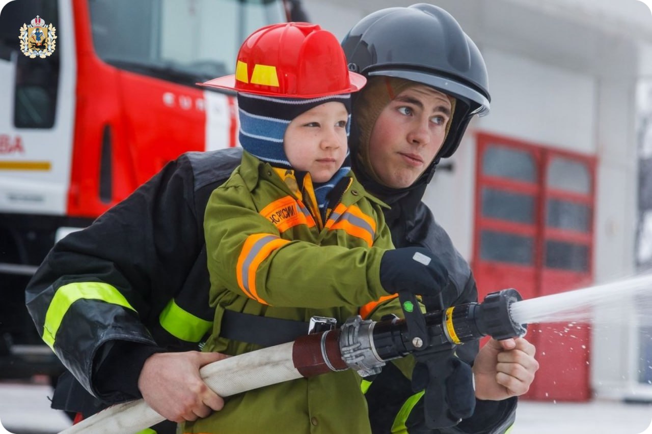 «Елка желаний» в мессенджере MAX «Елка желаний» в мессенджере MAX