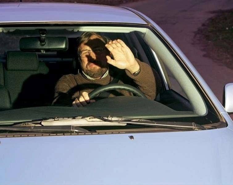 ПАМЯТКА ВОДИТЕЛЯМ О ПРАВИЛАХ ПОЛЬЗОВАНИЯ ВНЕШНИМИ СВЕТОВЫМИ ПРИБОРАМИ И ДЕЙСТВИЯХ ПРИ ОСЛЕПЛЕНИИ ВСТРЕЧНЫМ СВЕТОМ ФАР ПАМЯТКА ВОДИТЕЛЯМ О ПРАВИЛАХ ПОЛЬЗОВАНИЯ ВНЕШНИМИ СВЕТОВЫМИ ПРИБОРАМИ И ДЕЙСТВИЯХ ПРИ ОСЛЕПЛЕНИИ ВСТРЕЧНЫМ СВЕТОМ ФАР