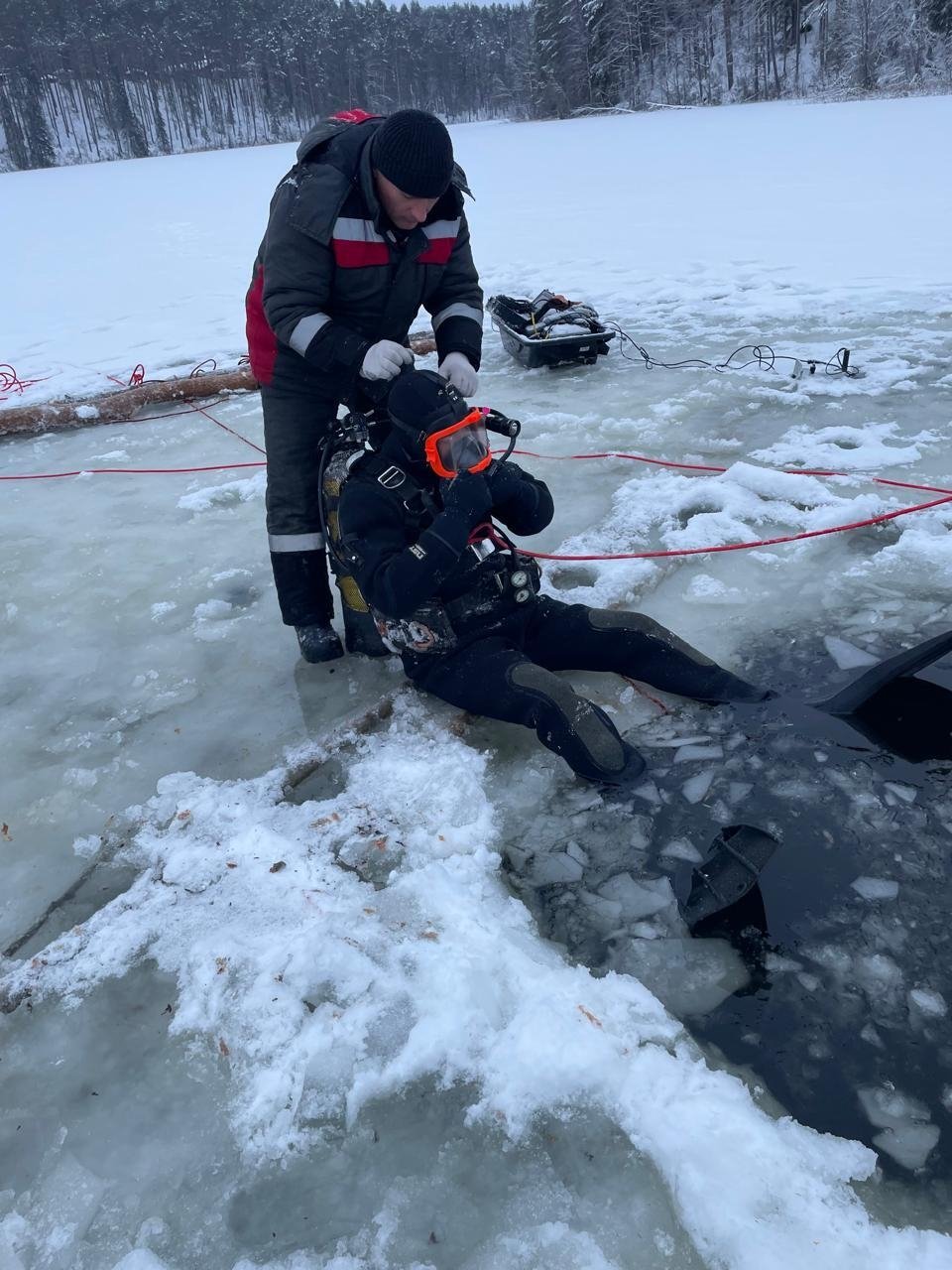 Водолазы Центра гражданской защиты провели поисковые работы в Няндомском округе Водолазы Центра гражданской защиты провели поисковые работы в Няндомском округе