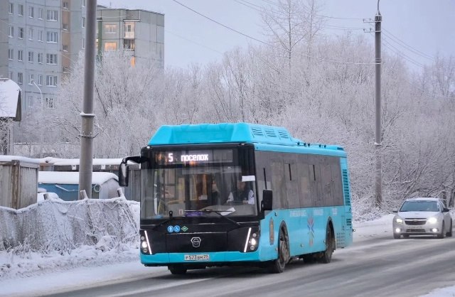 В связи с модернизацией участка теплотрассы продлевается перекрытие движения автотранспорта просп