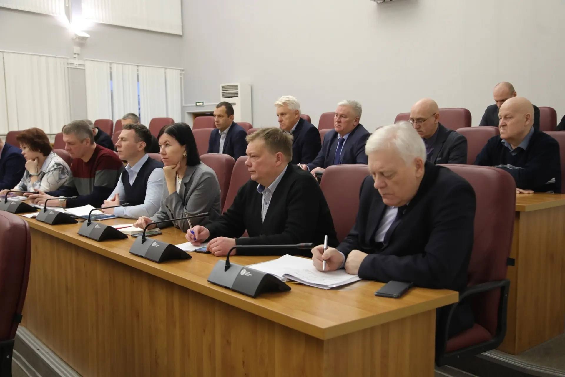 Игорь Арсентьев: На еженедельной планёрке с ресурсоснабжающими организациями, управляющими компаниями и подрядчиками обсудили актуальные на сегодняшний день вопросы Игорь Арсентьев: На еженедельной планёрке с ресурсоснабжающими организациями, управляющими компаниями и подрядчиками обсудили актуальные на сегодняшний день вопросы