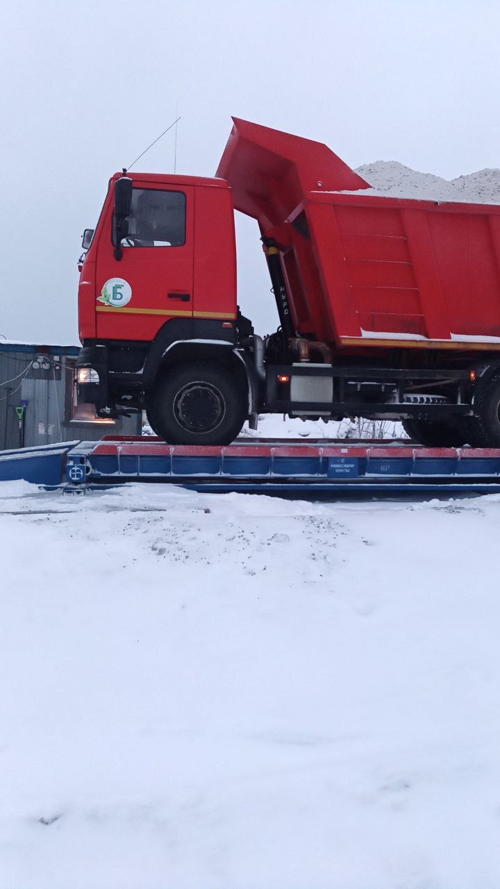 За прошедшие сутки с улиц города вывезено 955 тонн снега За прошедшие сутки с улиц города вывезено 955 тонн снега