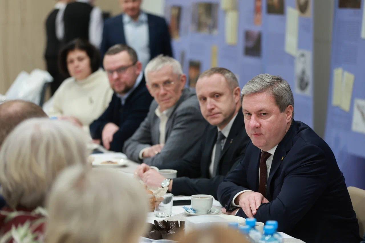 По доброй традиции в конце декабря провели выездное совещание общественного совета города: подвели итоги работы за год и обозначили планы на будущее По доброй традиции в конце декабря провели выездное совещание общественного совета города: подвели итоги работы за год и обозначили планы на будущее