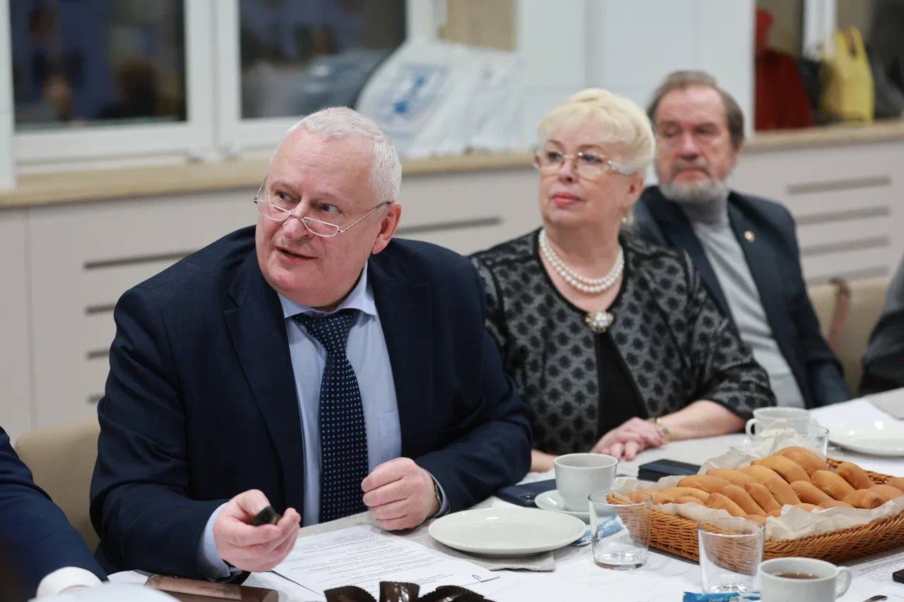 По доброй традиции в конце декабря провели выездное совещание общественного совета города: подвели итоги работы за год и обозначили планы на будущее По доброй традиции в конце декабря провели выездное совещание общественного совета города: подвели итоги работы за год и обозначили планы на будущее