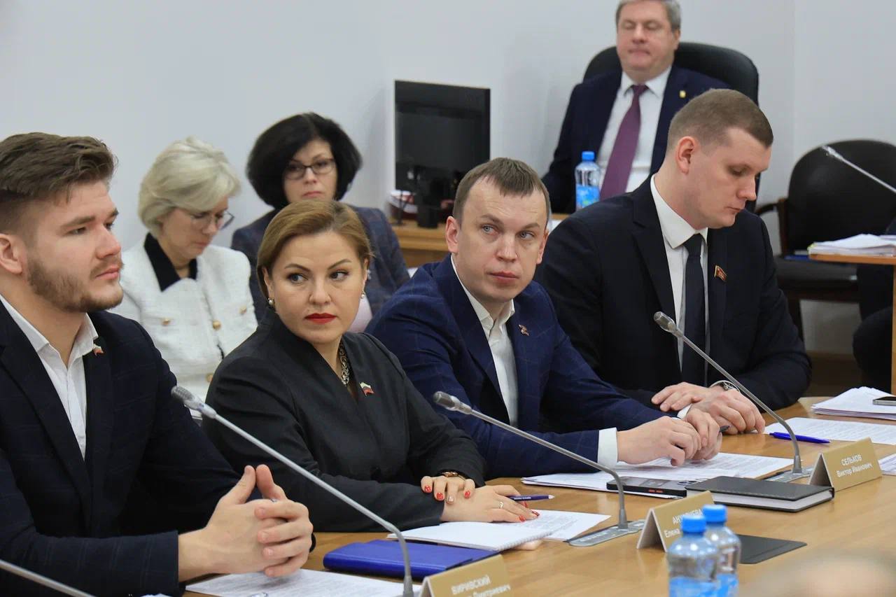 Сегодня городская Дума приняла во втором, окончательном чтении бюджет Архангельска на 2026 год Сегодня городская Дума приняла во втором, окончательном чтении бюджет Архангельска на 2026 год