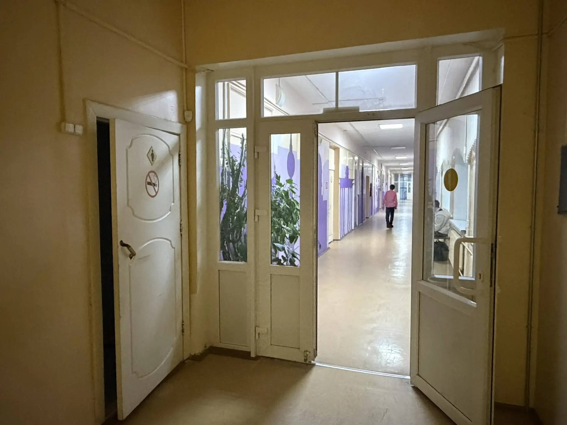 Игорь Арсентьев: Сегодня в одном из крупных сообществ в социальных сетях опубликован пост о Северодвинской гимназии №14 – автор сообщает о плохом состоянии туалетных комнат, отсутствии отопления и дистанционном обучении Игорь Арсентьев: Сегодня в одном из крупных сообществ в социальных сетях опубликован пост о Северодвинской гимназии №14 – автор сообщает о плохом состоянии туалетных комнат, отсутствии отопления и дистанционном обучении