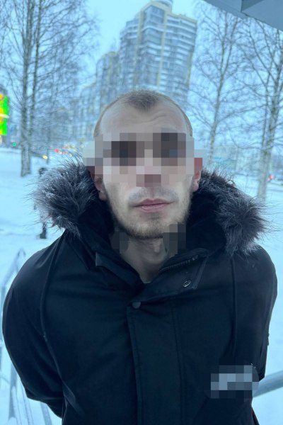 В ходе работы по маршруту патрулирования сотрудниками отдельного батальона патрульно-постовой службы УМВД России по г. Архангельску у дома по проспекту Обводный канал был замечен молодой человек, который, держа в руках... В ходе работы по маршруту патрулирования сотрудниками отдельного батальона патрульно-постовой службы УМВД России по г. Архангельску у дома по проспекту Обводный канал был замечен молодой человек, который, держа в руках...