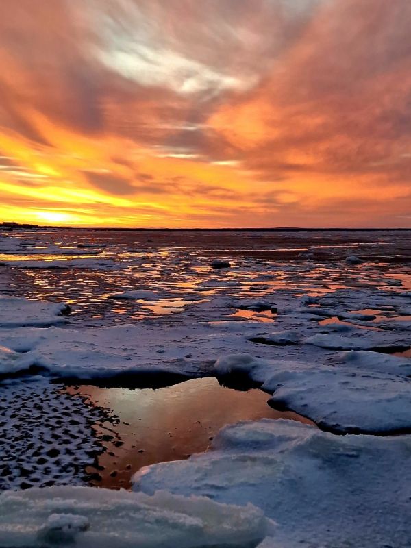 Пылающий закат на Белом море! Фантастические кадры Людмилы Хабаровой