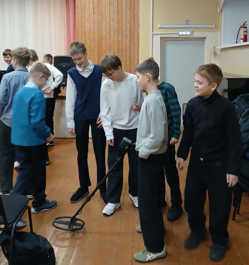 В областном центре следователи провели профилактическое занятие для школьников В областном центре следователи провели профилактическое занятие для школьников