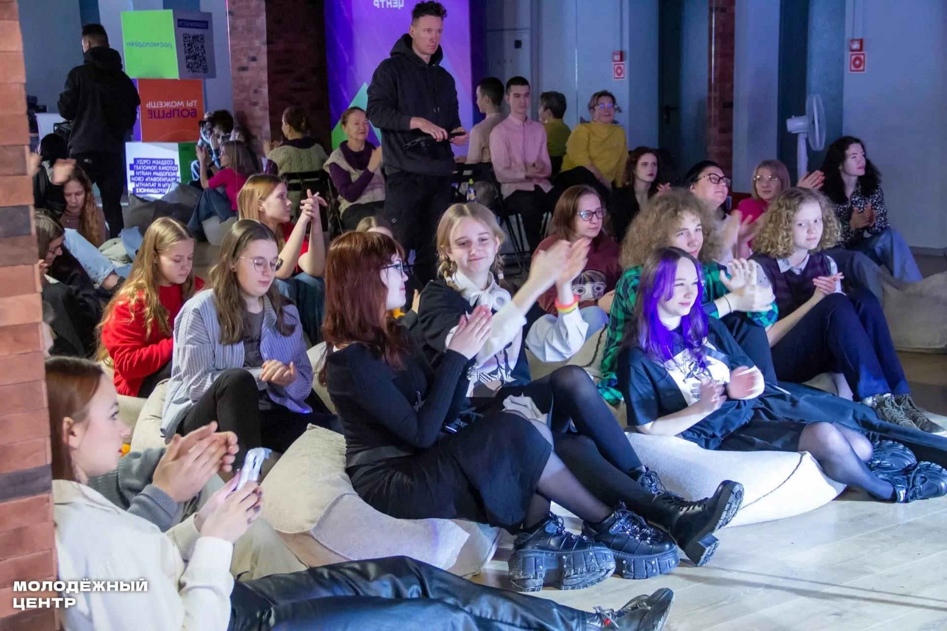 Игорь Арсентьев: В выходные дни встретился с представителями нашего молодежного сообщества, чтобы вместе подвести итоги 2025 года и поговорить о планах на будущее Игорь Арсентьев: В выходные дни встретился с представителями нашего молодежного сообщества, чтобы вместе подвести итоги 2025 года и поговорить о планах на будущее