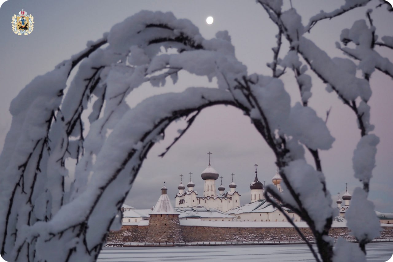 Завершаем последний рабочий день 2025 года прекрасными видами зимних Соловков Завершаем последний рабочий день 2025 года прекрасными видами зимних Соловков