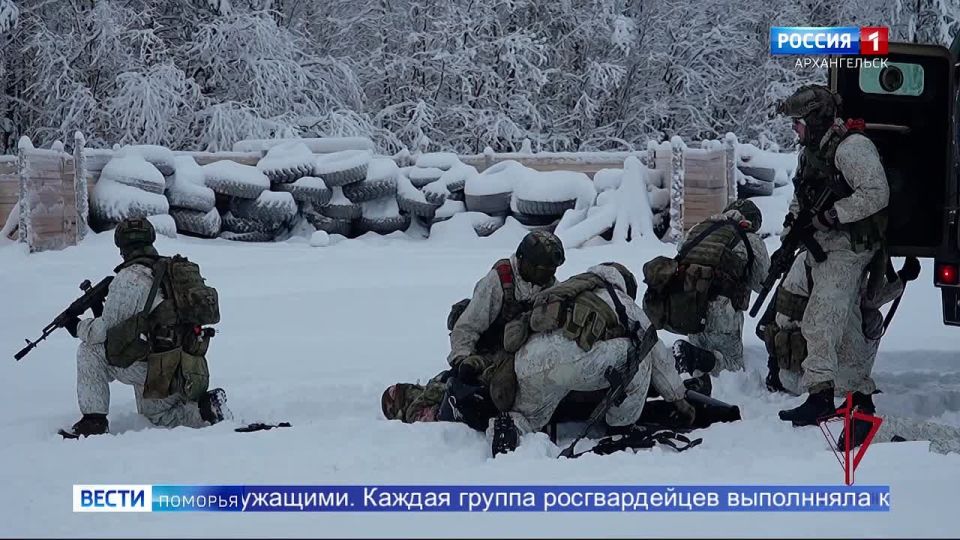 Бойцы отряда специального назначения «Ратник» проводили уходящий год на полигоне