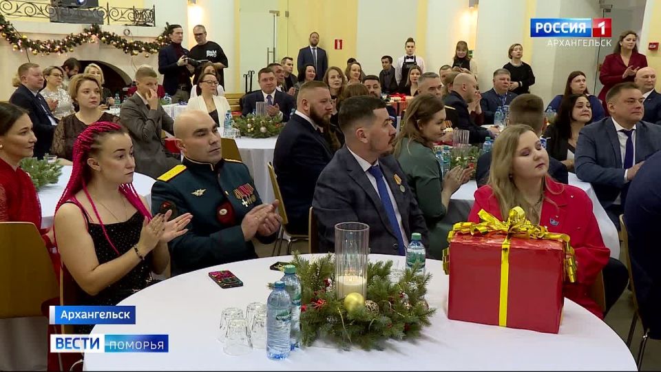 Губернатор Александр Цыбульский провёл встречу с участниками кадровой программы «Защитники. Под крылом Архангела»