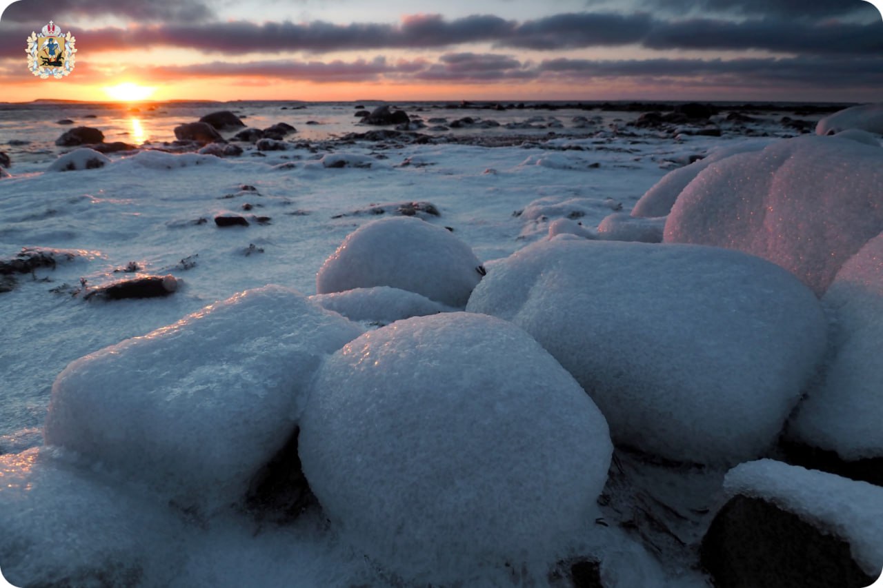 Завершаем последний рабочий день 2025 года прекрасными видами зимних Соловков Завершаем последний рабочий день 2025 года прекрасными видами зимних Соловков