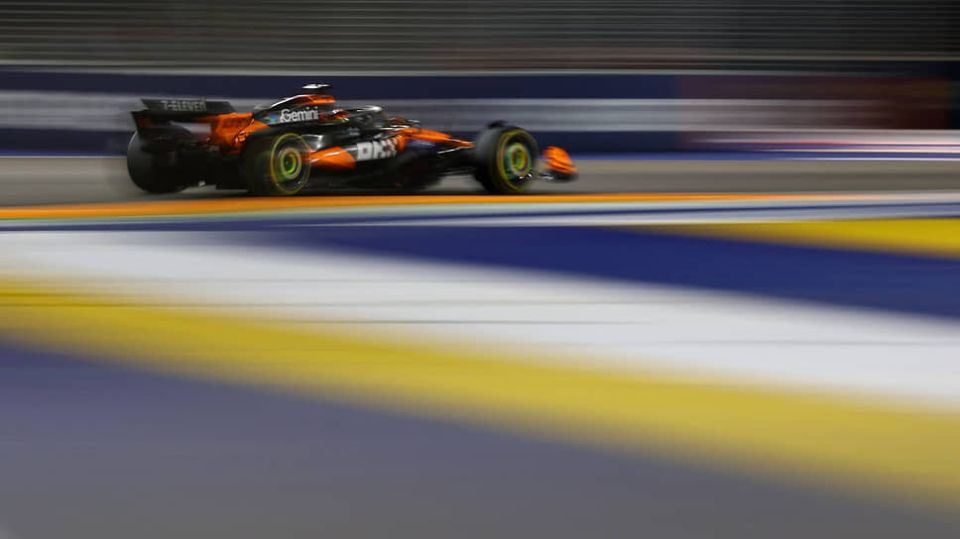 McLaren триумфирует в Кубке конструкторов