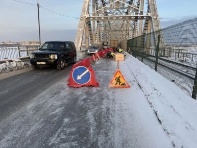 Сегодня начался ремонт провала на Северодвинском мосту