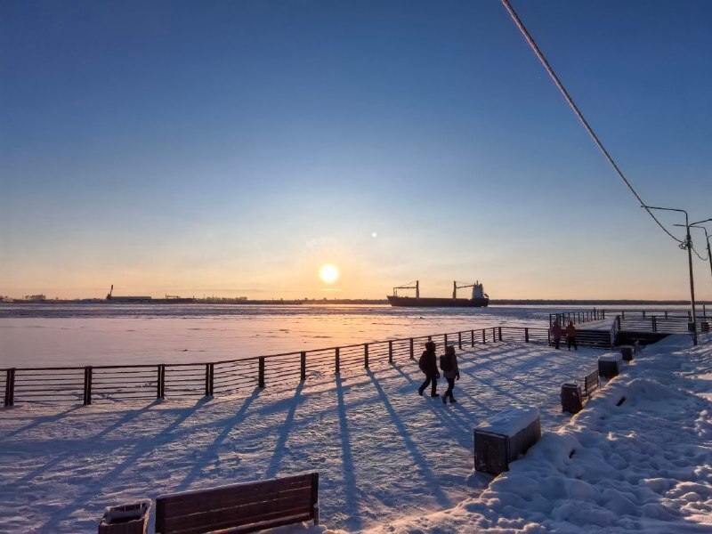 Сейчас на улице морозно, но красиво! Зимние пейзажи просто завораживают! Сейчас на улице морозно, но красиво! Зимние пейзажи просто завораживают!