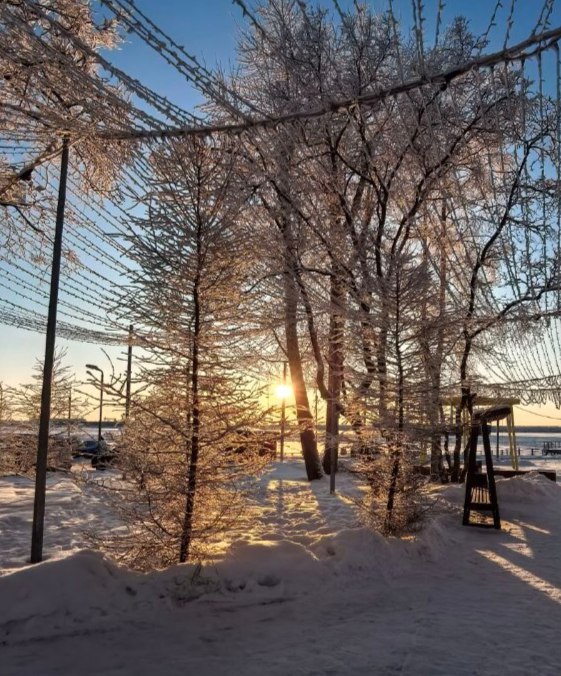 Сейчас на улице морозно, но красиво! Зимние пейзажи просто завораживают! Сейчас на улице морозно, но красиво! Зимние пейзажи просто завораживают!