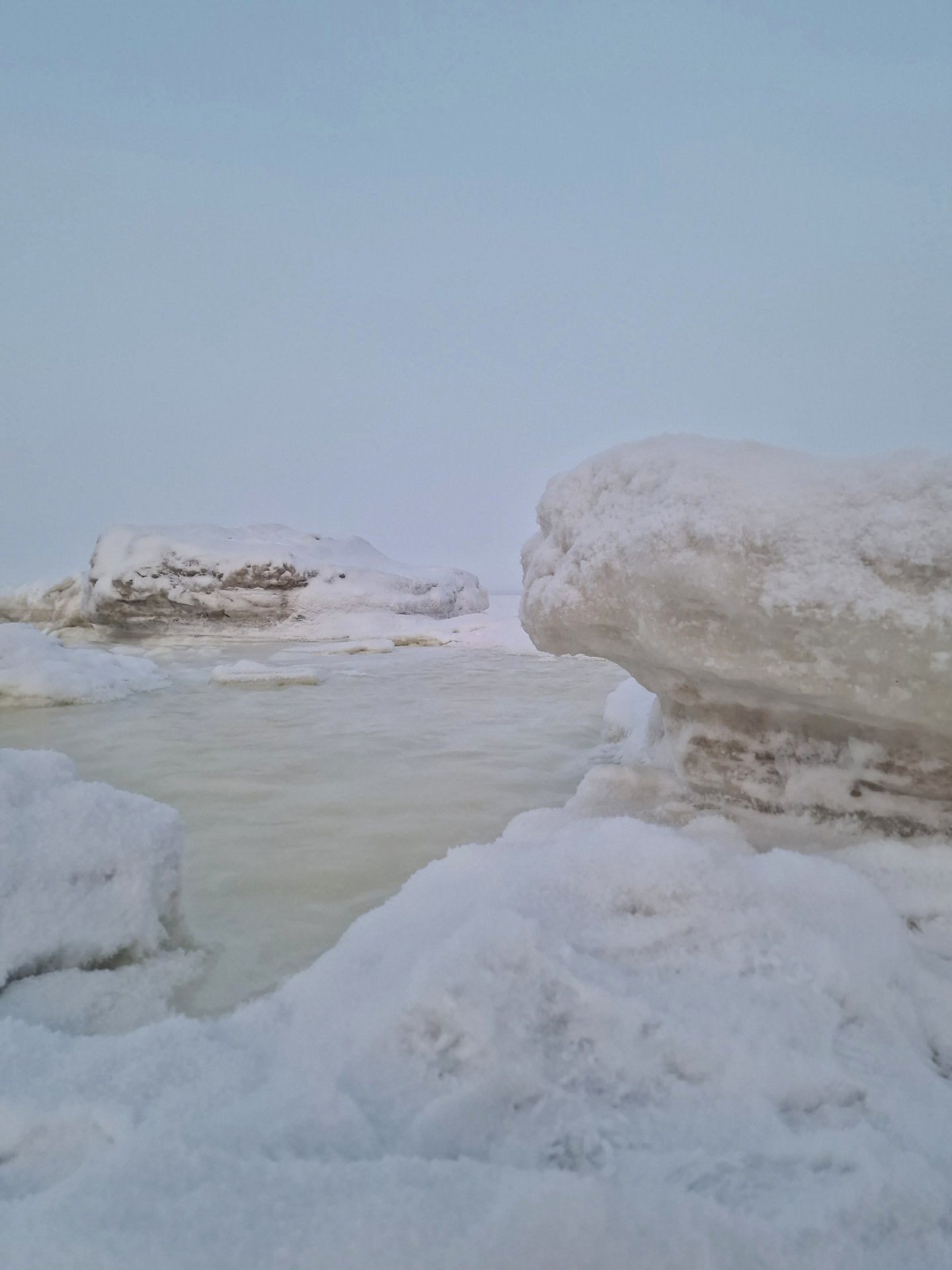 Скованная льдом стихия Белого моря Скованная льдом стихия Белого моря