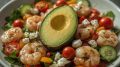Салат с авокадо и креветками: легкость и стиль за 20 минут